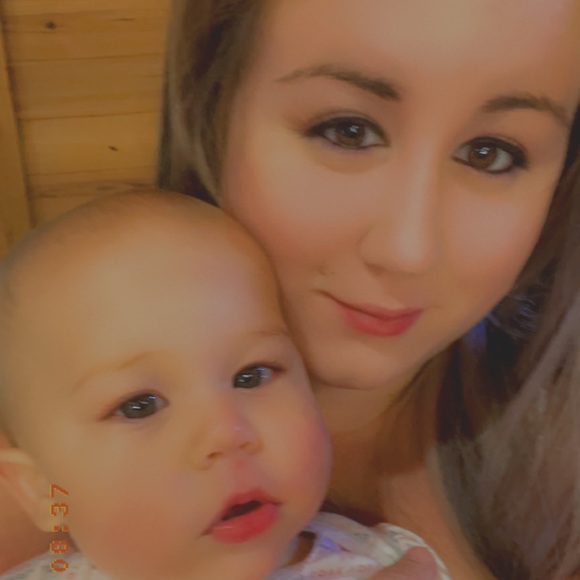 Meet your Posher, Kate - Picture 3 of 5